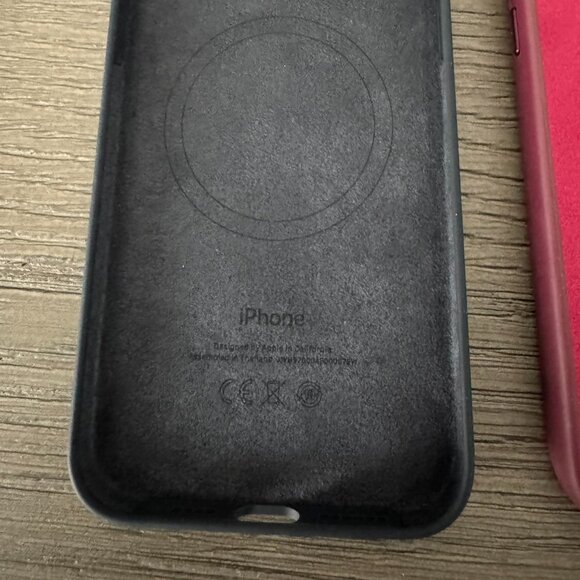 iPhone 15 Pro Max Cases with MagSafe - Lot of 2 - Black & Plum - Picture 7 of 8